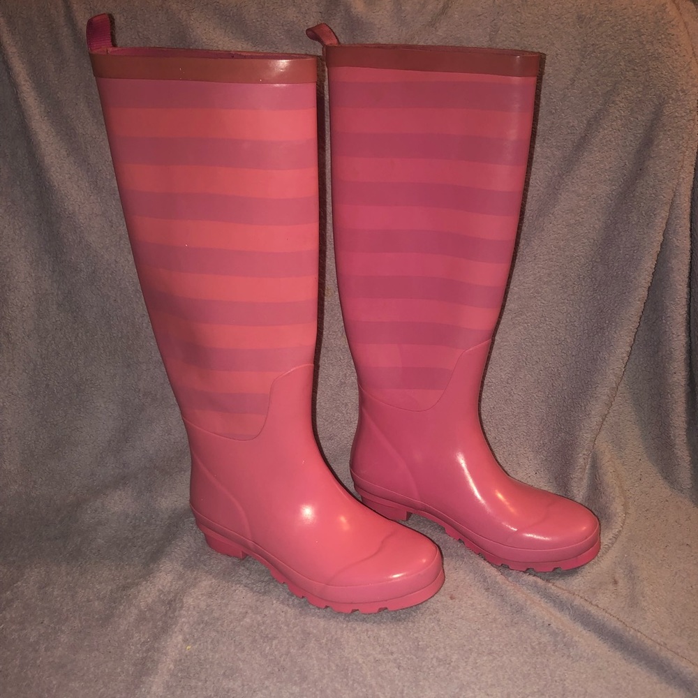 Pink Victoria Secret Rainboots
